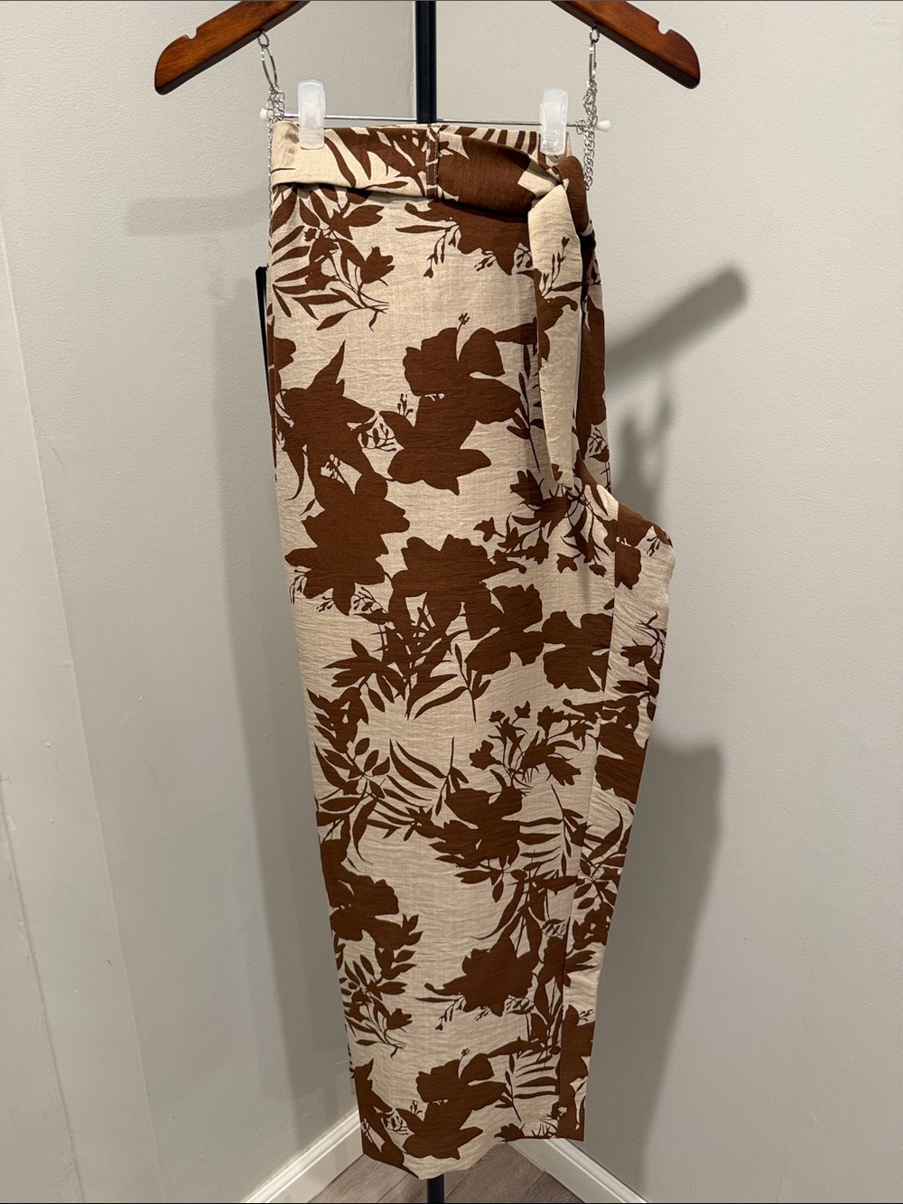New York Clothing Company Women  Extra Large Brown Floral Tie-Waist pants